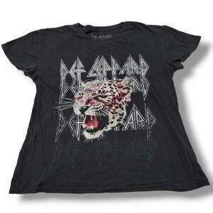 Def Leppard Shirt Size Large Rock Tee Band Tee Graphic Tee Leopard Graphic Print